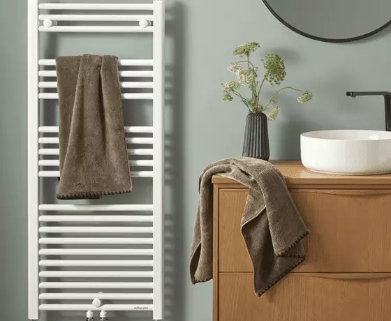 Qu’est-ce qu’un sèche-serviettes eau chaude ?