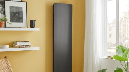 radiateur-lectrique-divali_vertical_gris_ambiance_jour.tiff
