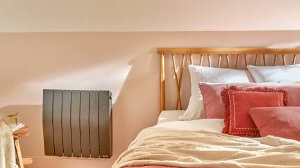 radiateur-lectrique-atlantic-galapagos-h-gris-ambiance-chambre.jpg